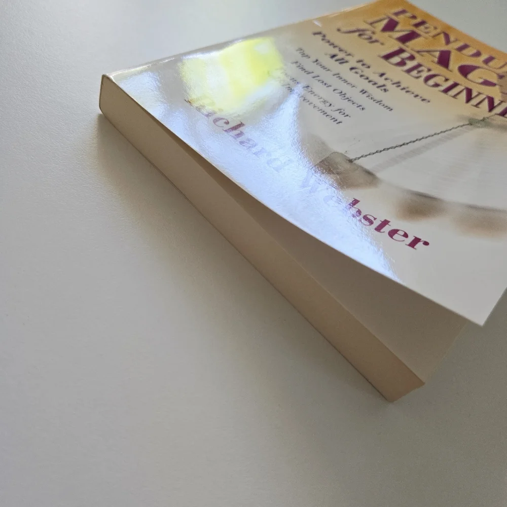 Pendulum Magic for Beginners Richard Webster 1st ed 6th Printing Llewellyn 2006